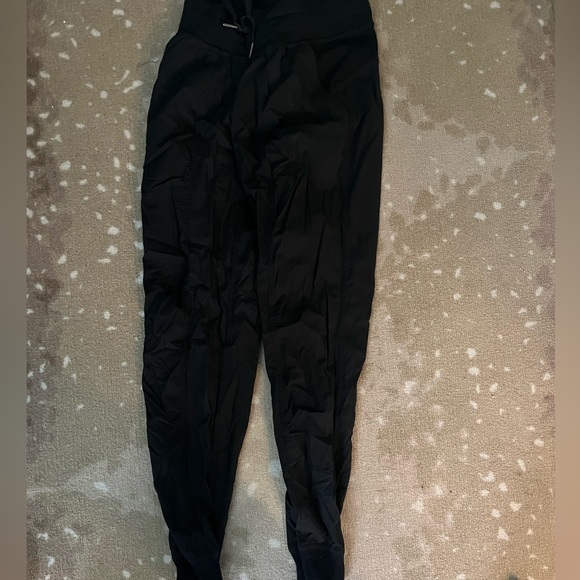 Lulu, lemon, black joggers, size 2 - Picture 1 of 4